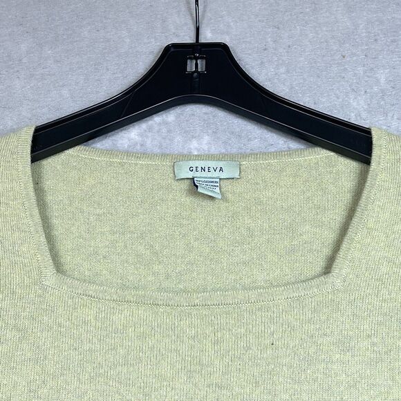 VINTAGE Geneva Sweater Women Size Large Light Green 100% Cashmere Pullover - Picture 2 of 11